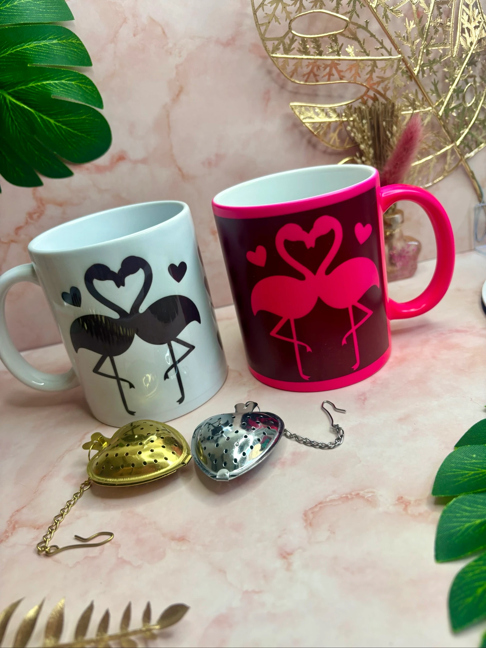 Set of 2 pink flamingos mugs with matching tea balls – photo 4